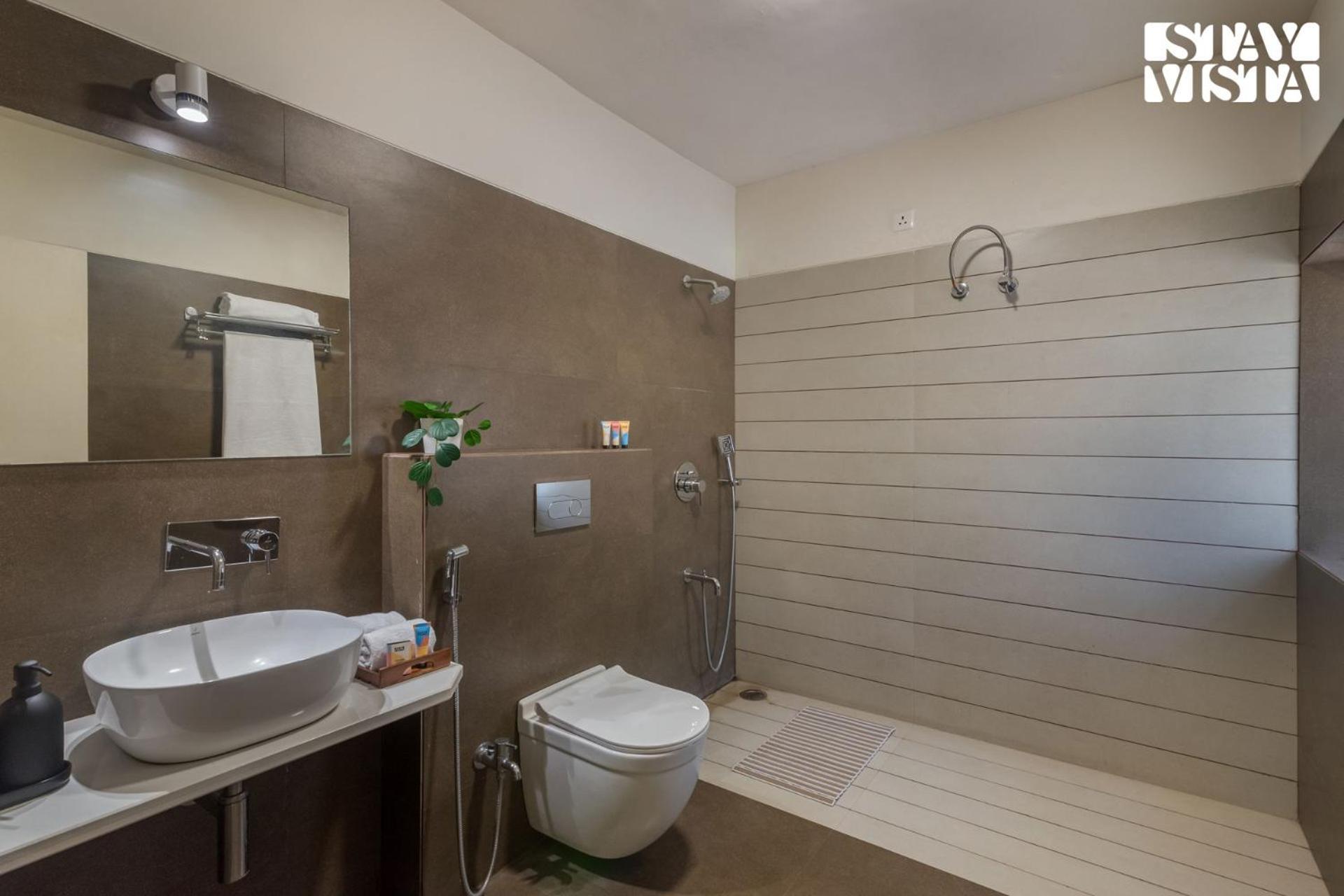 Stayvista'S Silver Grove - Serene Haven With Expansive Lawn & Terrace Nashik Extérieur photo